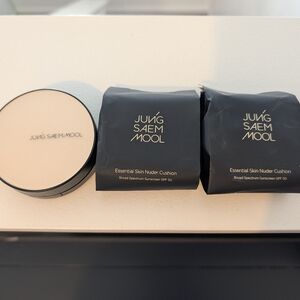 NEW! Jung Saem Mool Essential Skin Nuder Cushion, Color Light #19